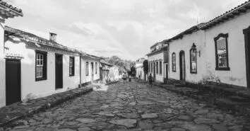 Descubra o encantador artesanato em pedra-sabão de Minas Gerais