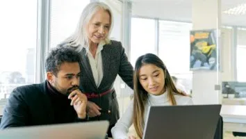 5 sinais de que sua empresa precisa de outsourcing de TI urgente